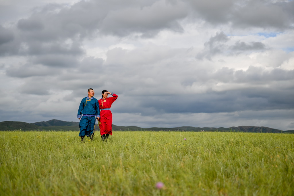 ľϣգcӰvԼҲ݈716Քz31qİľϣ͏KľD²2018Ķ_˹WwصlIͥ挦݈˻Ʒ|͵Ȇ}eO푑̖ͨ^ȺYţϢnţ似geƄFBҼĿǰ4000݈60^Aĸţ׃݈B@ľϣfBģʽţƷ|ͳڃrBţ^ǰ@LAӛ B z