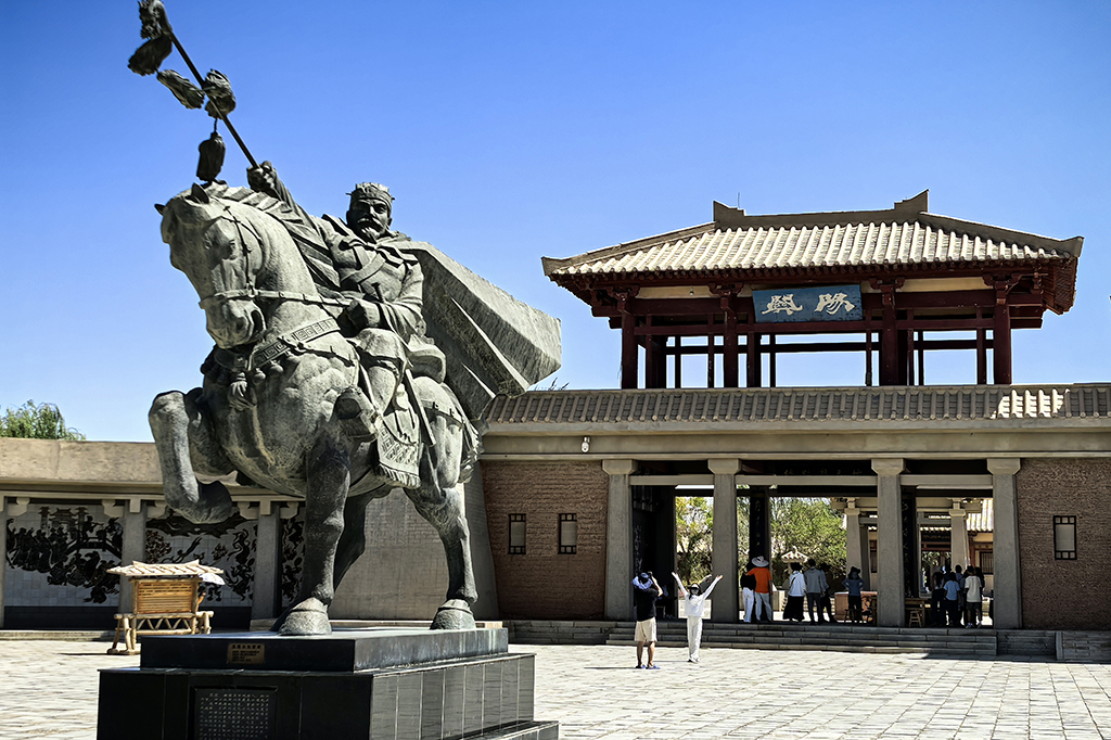 825ڸCʡػP^ĔzďqAӛ | z