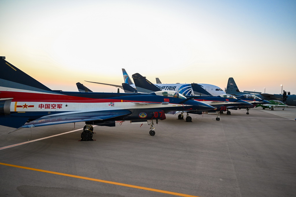 93ڰ_Ļ׌ðչЇ܊һwбꠚ-10ݙCMoBչʾ