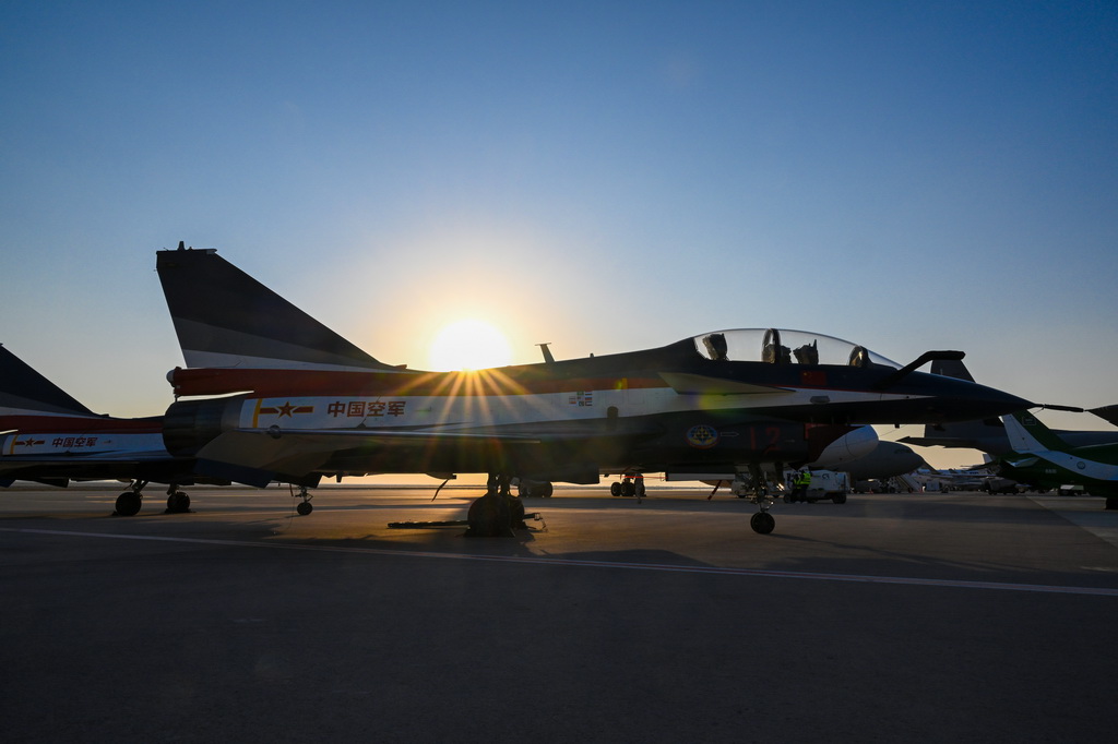 93ڰ_Ļ׌ðչЇ܊һwбꠚ-10ݙCMoBչʾ