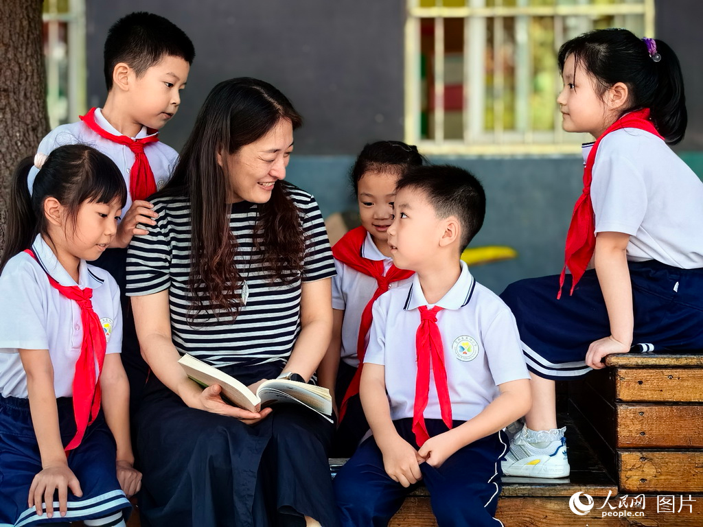 94Wʼɽ|ʡRϿhСW꼉̎Ǽowͨ^cWxһWxT조У@÷ՇWӛ z