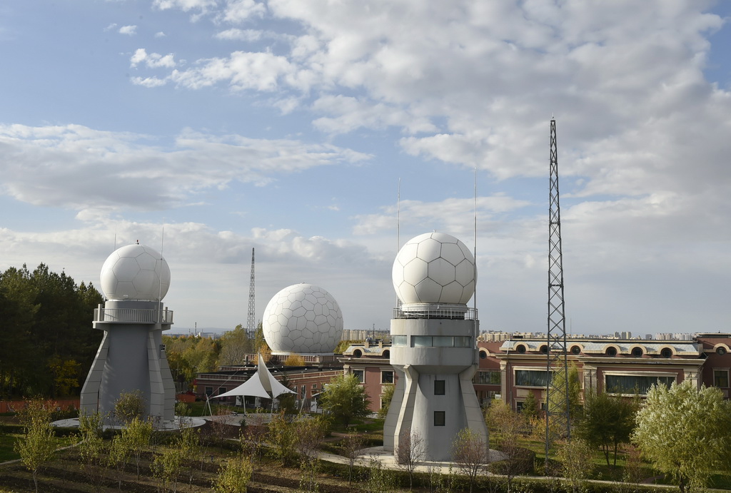 10月11日拍攝的黑龍江佳木斯氣象衛星地面站一景。新華社記者 魯鵬 攝