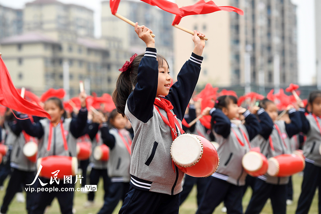 江西樟樹：傳統腰鼓 舞動校園【3】
