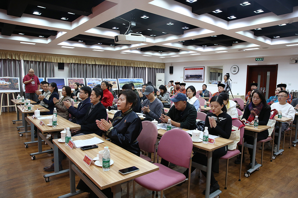 攝影展啟動儀式現場。中國攝影家協會供圖