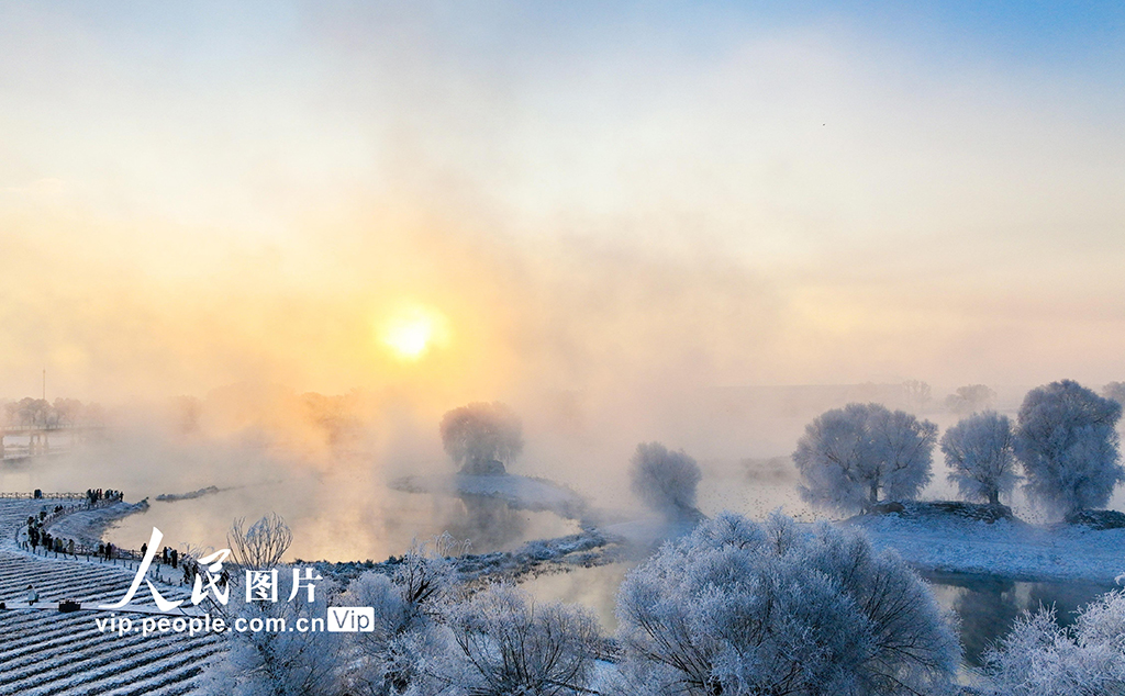 內蒙古呼和浩特：霧凇美景 宛若仙境【3】