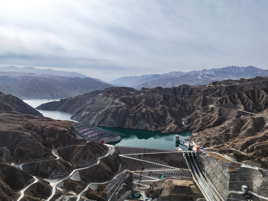 這是12月24日拍攝的羊曲水電站（無人機照片）。新華社記者 解統強 攝