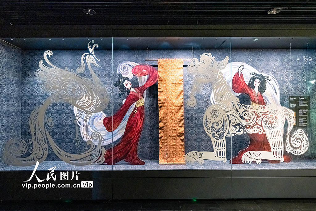 江蘇蘇州：“絲綢的故事——古今中外再想象”展啟幕【6】