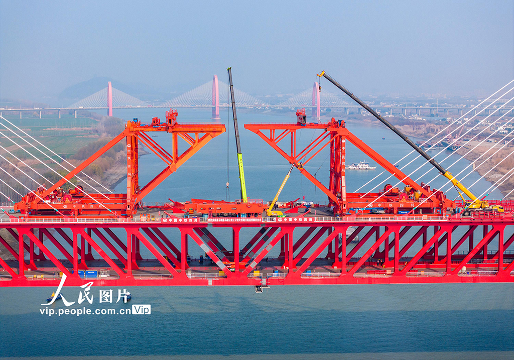安徽：馬鞍山長江公鐵大橋副汊航道橋建設有序推進【6】
