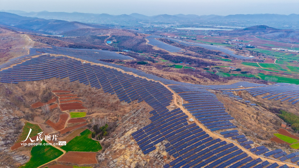 河南內鄉：光伏發電助力綠色發展【3】