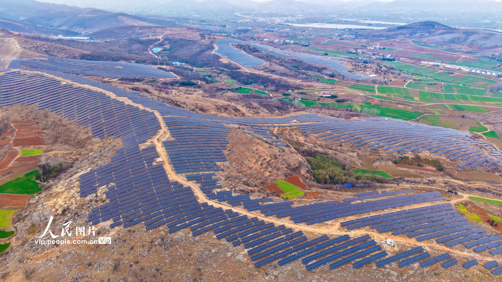 河南內鄉：光伏發電助力綠色發展【4】