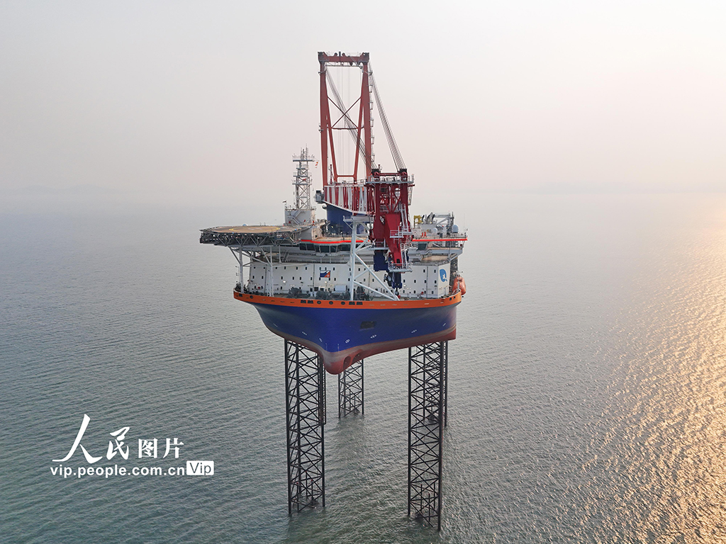 山東煙臺：全球最大的自升自航式海上風電安裝船交付【3】