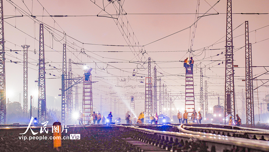 重慶：集中檢修接觸網 為中歐班列護航【5】