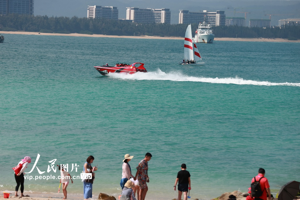 海南三亞：蜈支洲島景區游人如織【2】