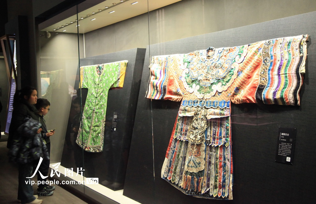 江蘇南京：“中國傳統織繡工藝的巔峰創造”開展【6】