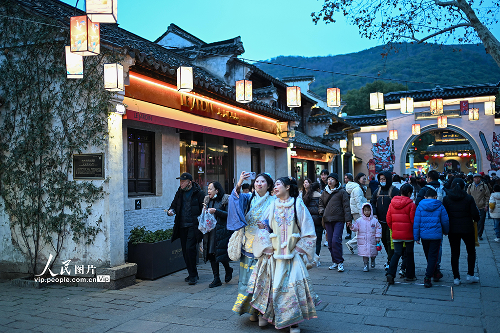 江蘇無錫：惠山古鎮花燈絢爛【3】