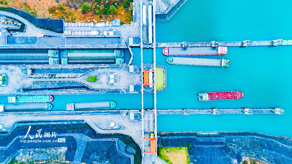 三峽船閘完成換向運行調整【2】