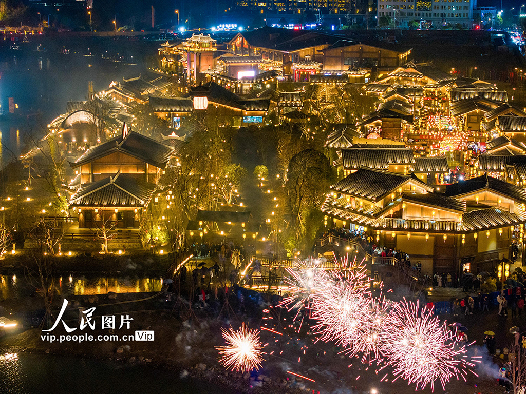 湖南衡陽：南岳里夜景醉游人【4】