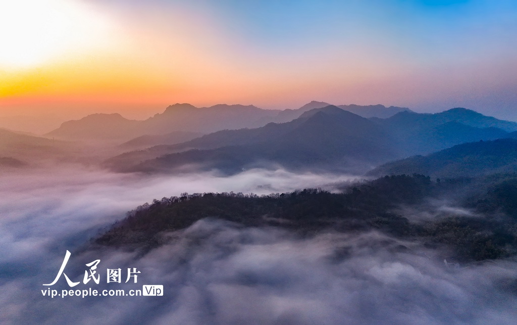 安徽蕪湖：“云端”鐵塔助力綠色能源發展【2】