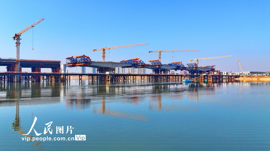 江西南昌：完善交通路網 拓展城市空間