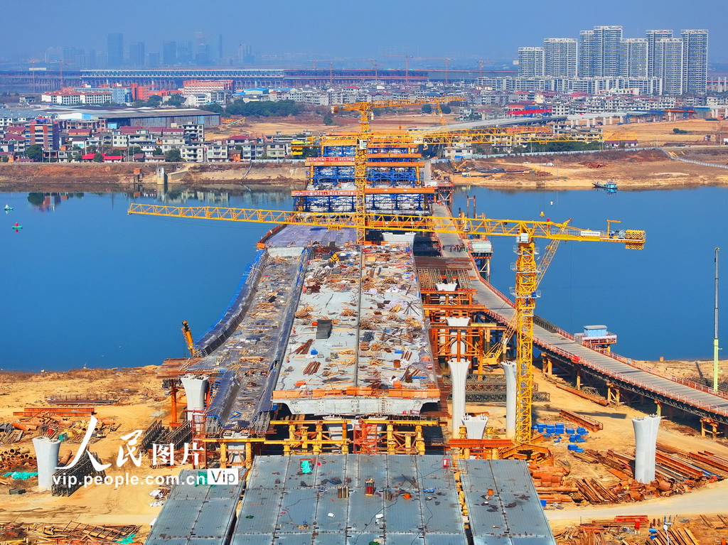 江西南昌：完善交通路網 拓展城市空間【6】