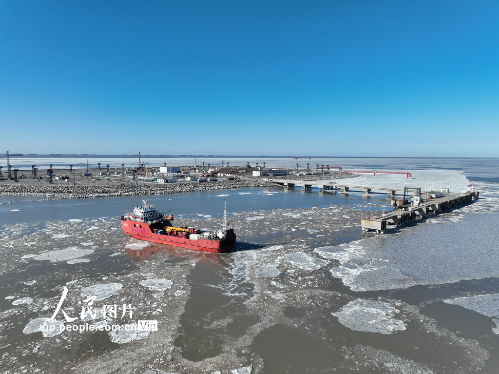 河北唐山：寒潮來襲 破冰保運【3】