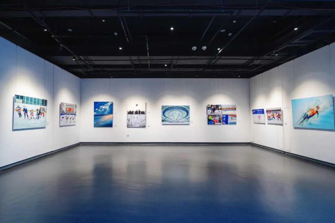 展覽現場。中國攝影報社供圖