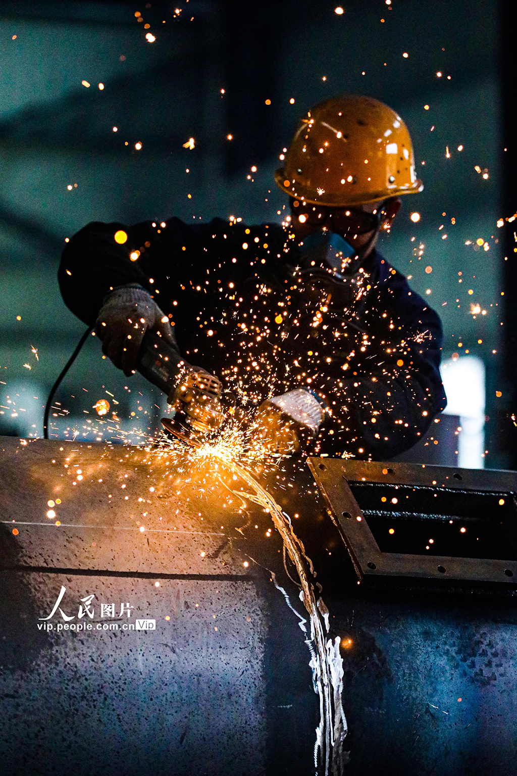 廣西靈川：開足馬力生產忙【2】