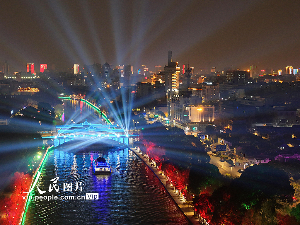 江蘇揚州：古運河璀璨夜景【2】