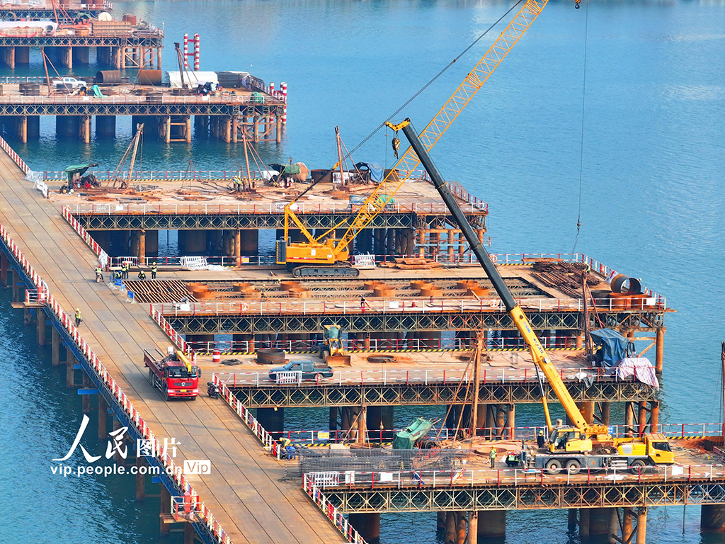 江西吉水：贛江大橋施工現場