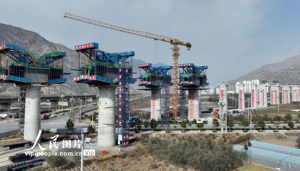 甘肅隴南：天隴鐵路加速建設【2】