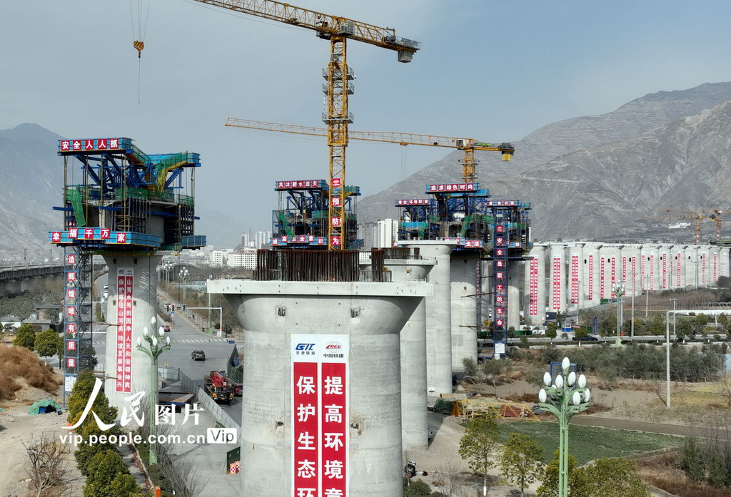 甘肅隴南：天隴鐵路加速建設【4】