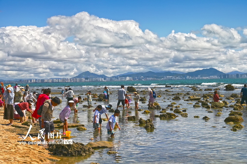 三亞西島景區人氣旺盛