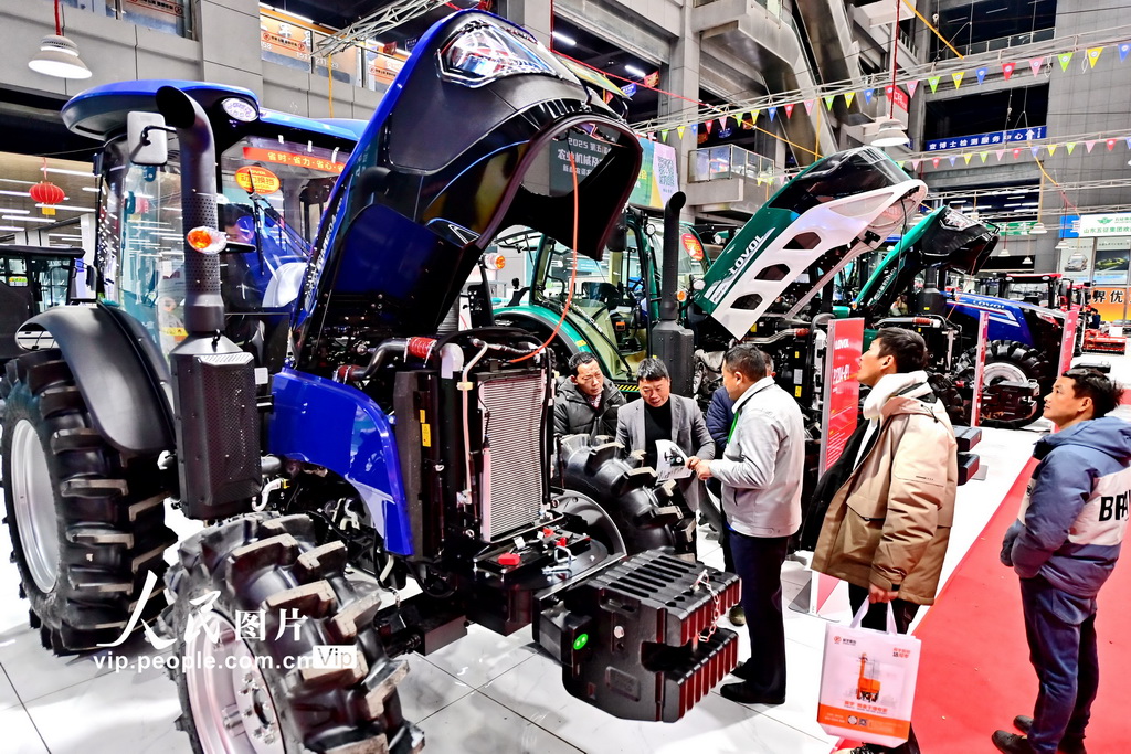 春耕備耕忙 農機購銷旺【10】