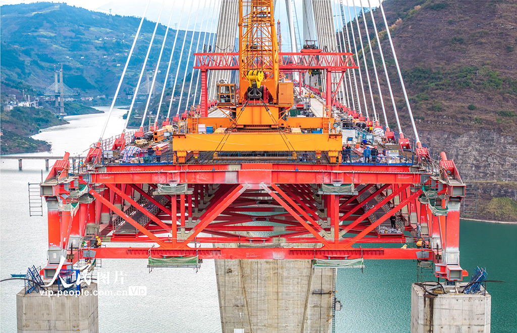 云南綏江：新市金沙江特大橋建設正酣【7】