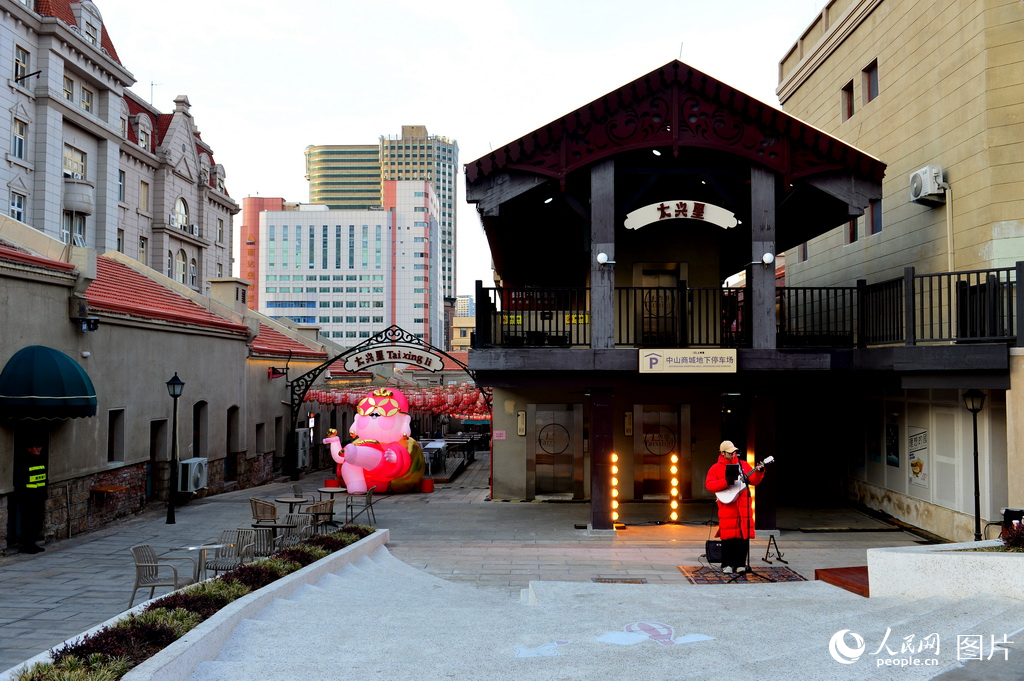 青島市南區的街景街貌。