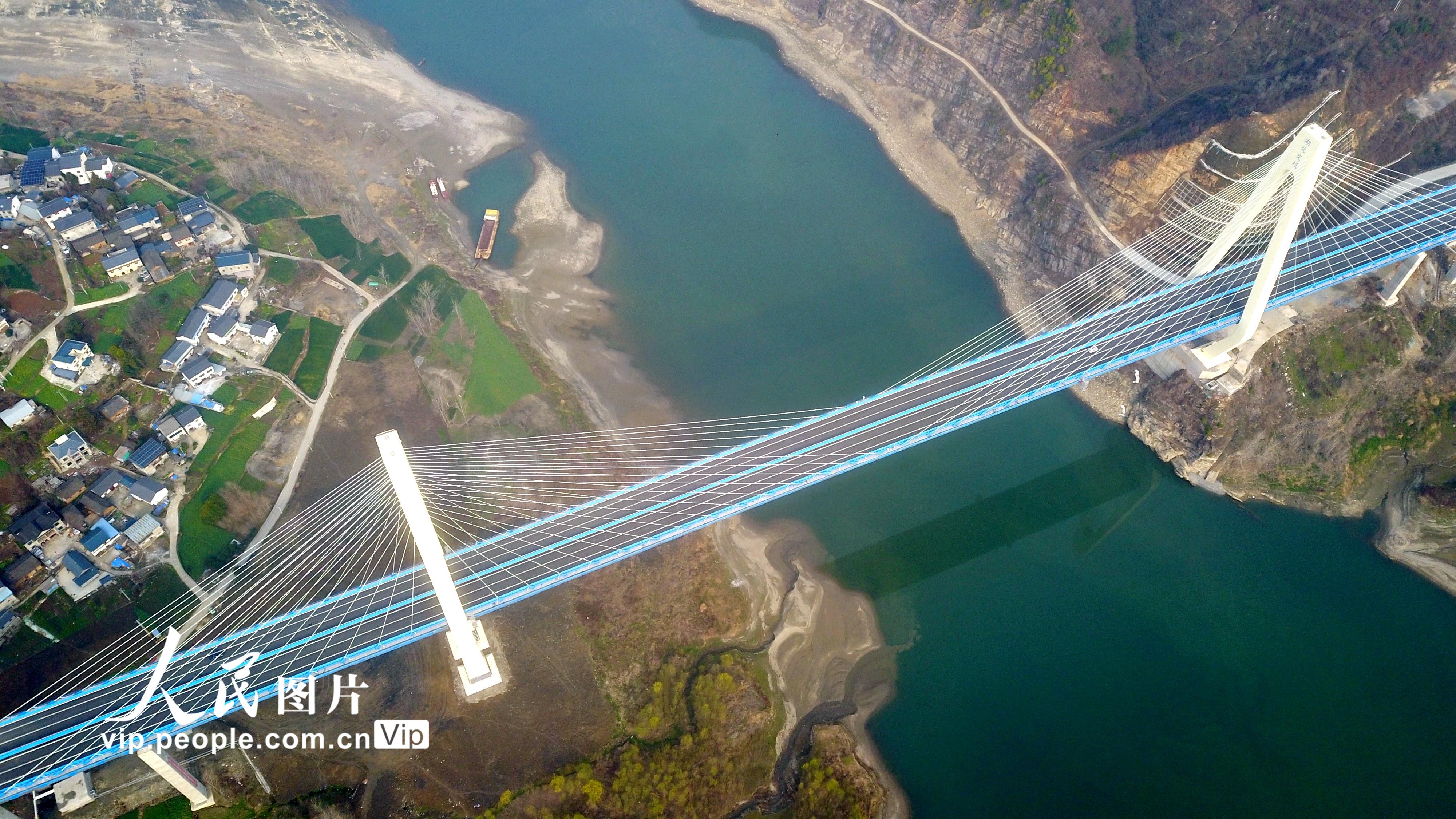 湖北十堰：十巫北高速通車【5】