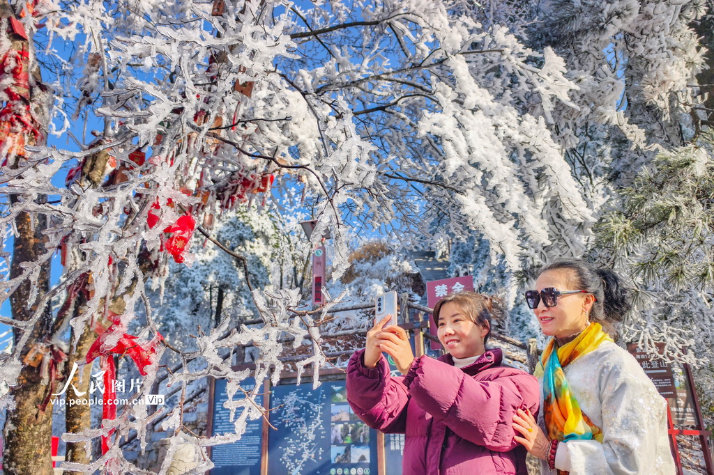 安徽舒城：萬佛山銀裝素裹【6】