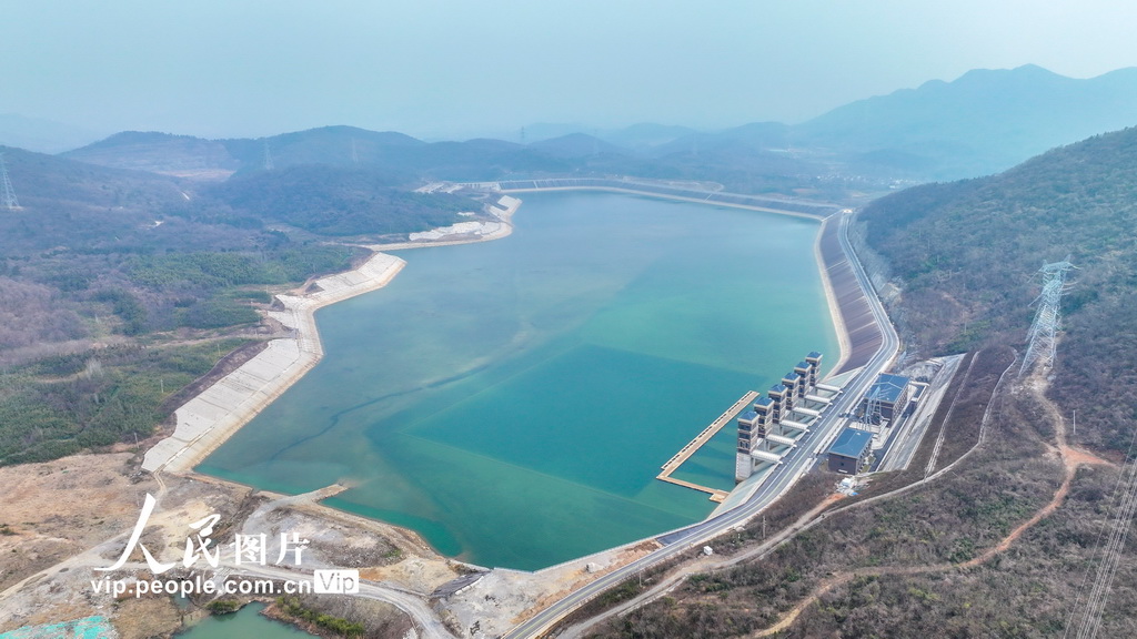 江蘇句容：世界壩體最高抽水蓄能電站首批機組并網發電【7】