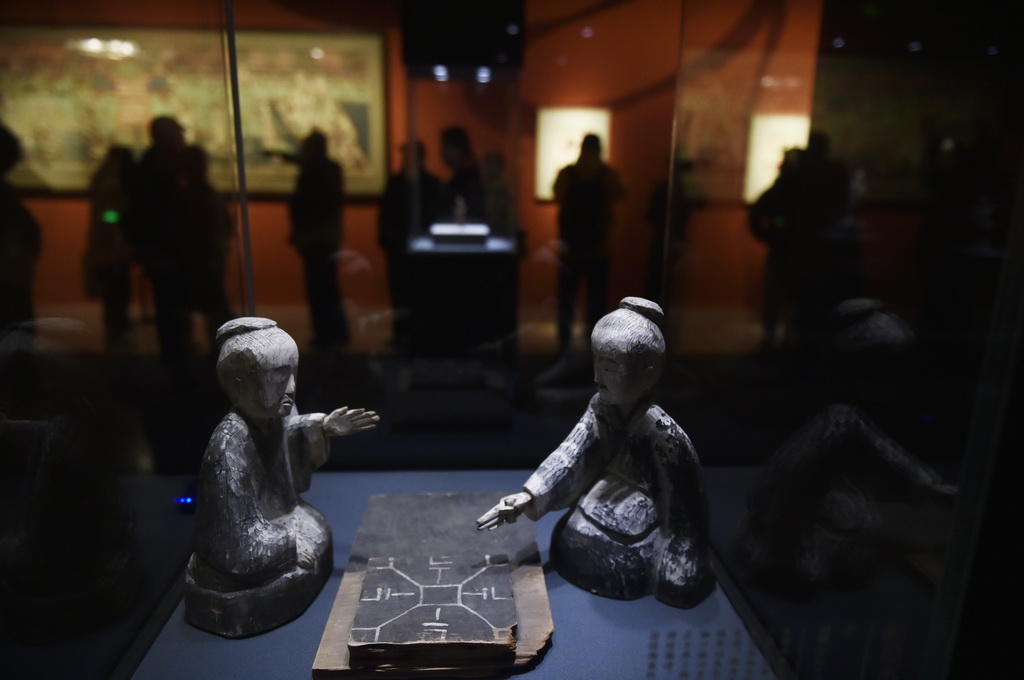 3月11日，觀眾在中國美術館參觀展覽。