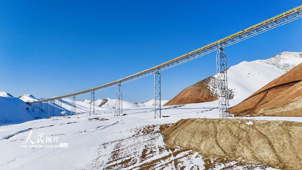 新疆呼圖壁：煤從空中“走”【2】