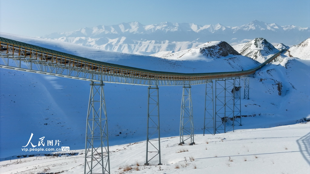 新疆呼圖壁：煤從空中“走”【4】