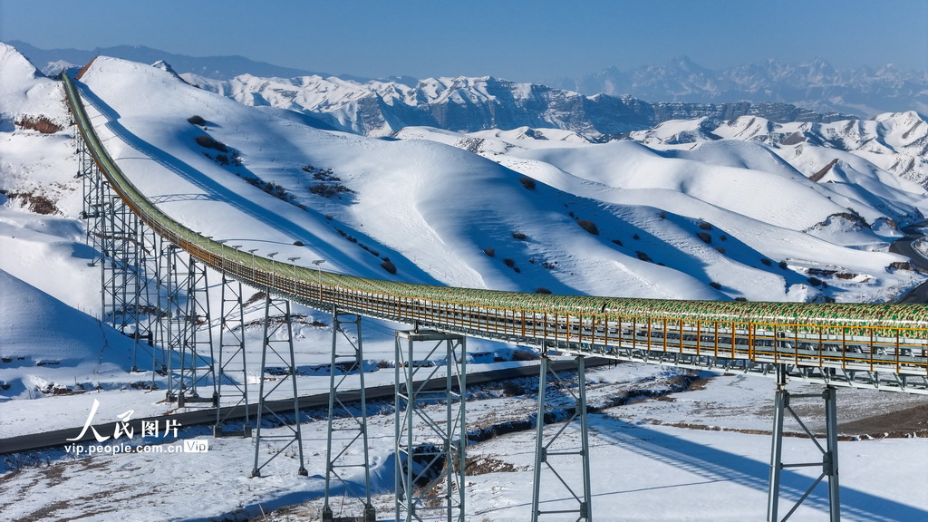 新疆呼圖壁：煤從空中“走”【5】