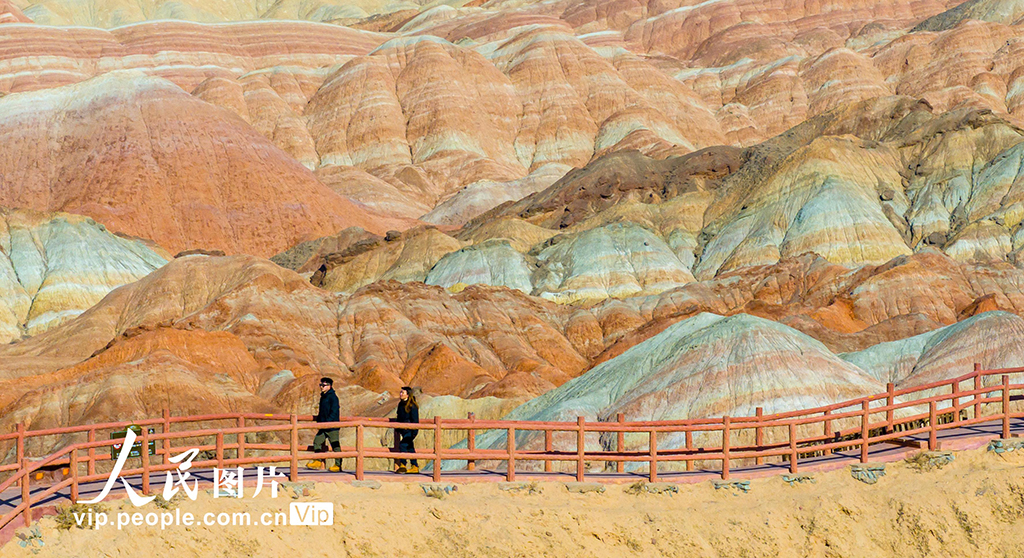 甘肅張掖：七彩丹霞 人在畫中游【3】
