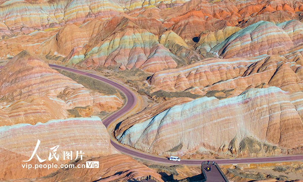 甘肅張掖：七彩丹霞 人在畫中游【4】
