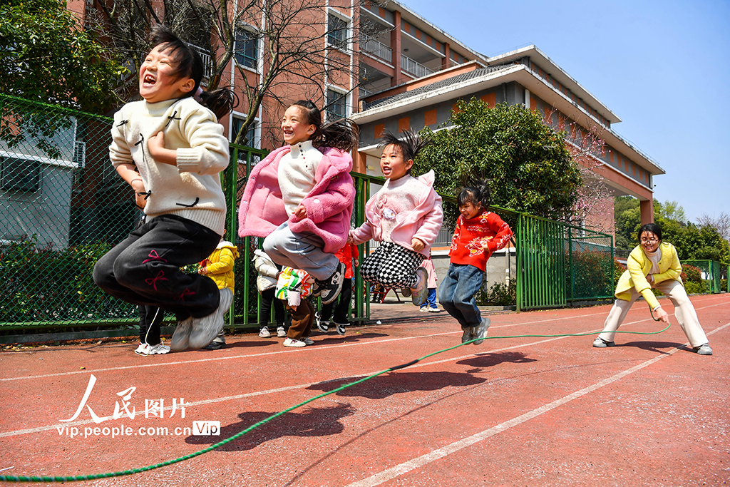 江西宜春：陽光大課間 運動助成長【3】