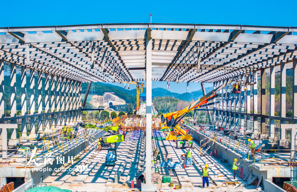 浙江寧波：寧象線建設正酣