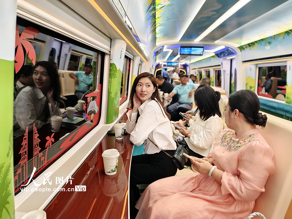 海南:“三樂”旅游鐵路 海島旅游新體驗【3】