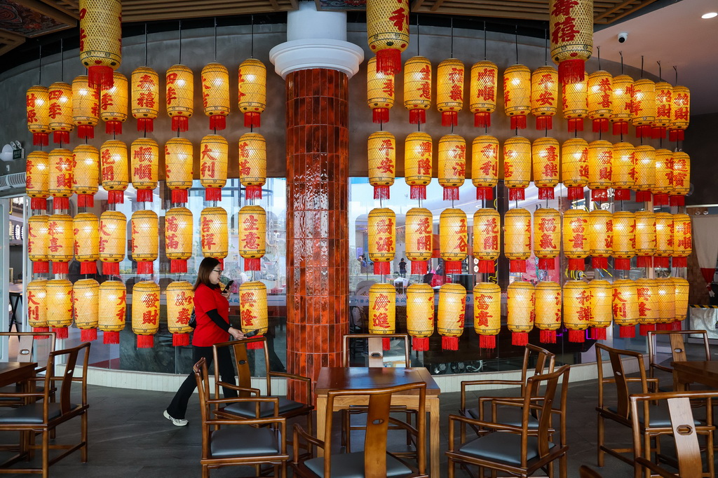 廣東新晉網紅高速服務區亮相潮汕