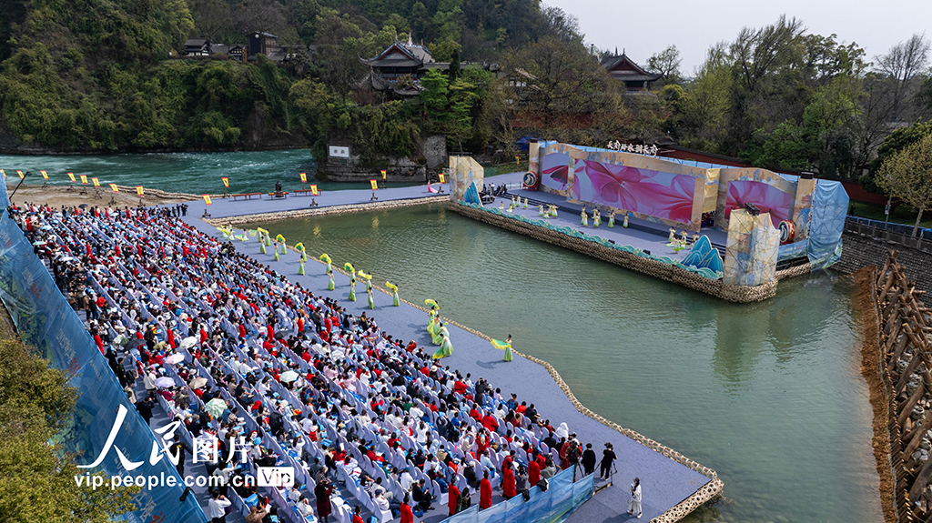 四川成都:2025都江堰放水節啟幕【4】