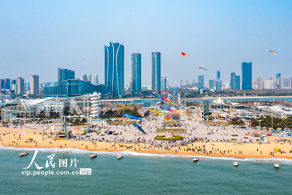 山東日照：陽光海岸放飛風箏樂享假期【3】